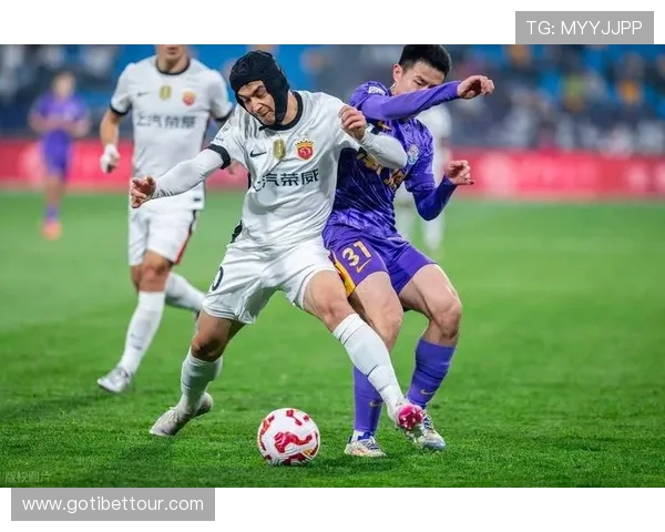 津门虎半场领先英博1-0 基莱斯世界波破门 朱鹏宇李永佳伤退离场 津门虎半场领先英博1-0 基莱斯世界波破门 朱鹏宇李永佳伤退离场